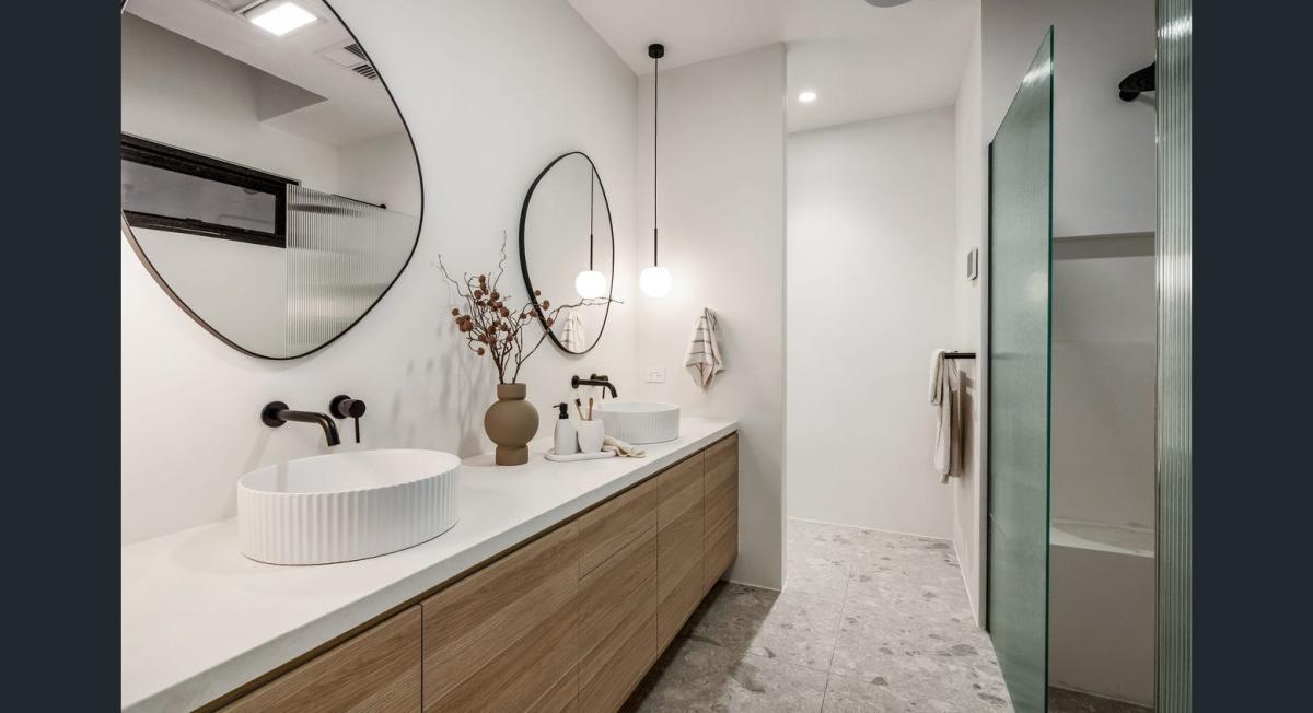 Henley Beach - View 2